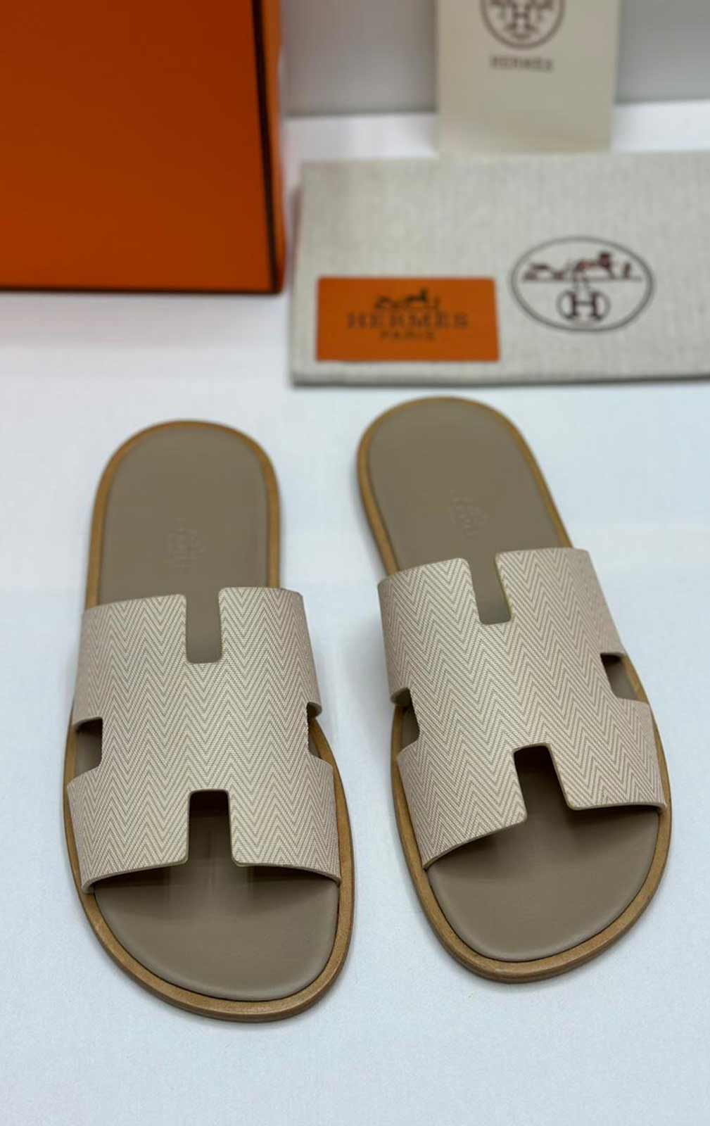 Hermes Mens Slide Sandals in White-H-115