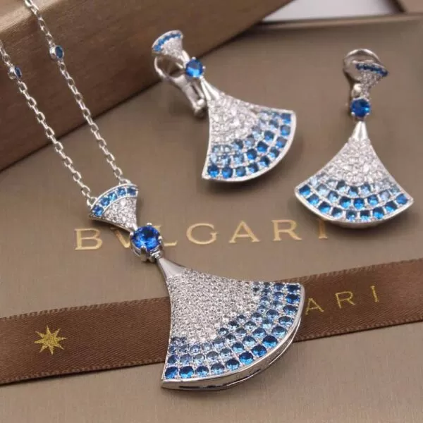Crystal Diamond Pendant Clovers Necklace-J-B-101