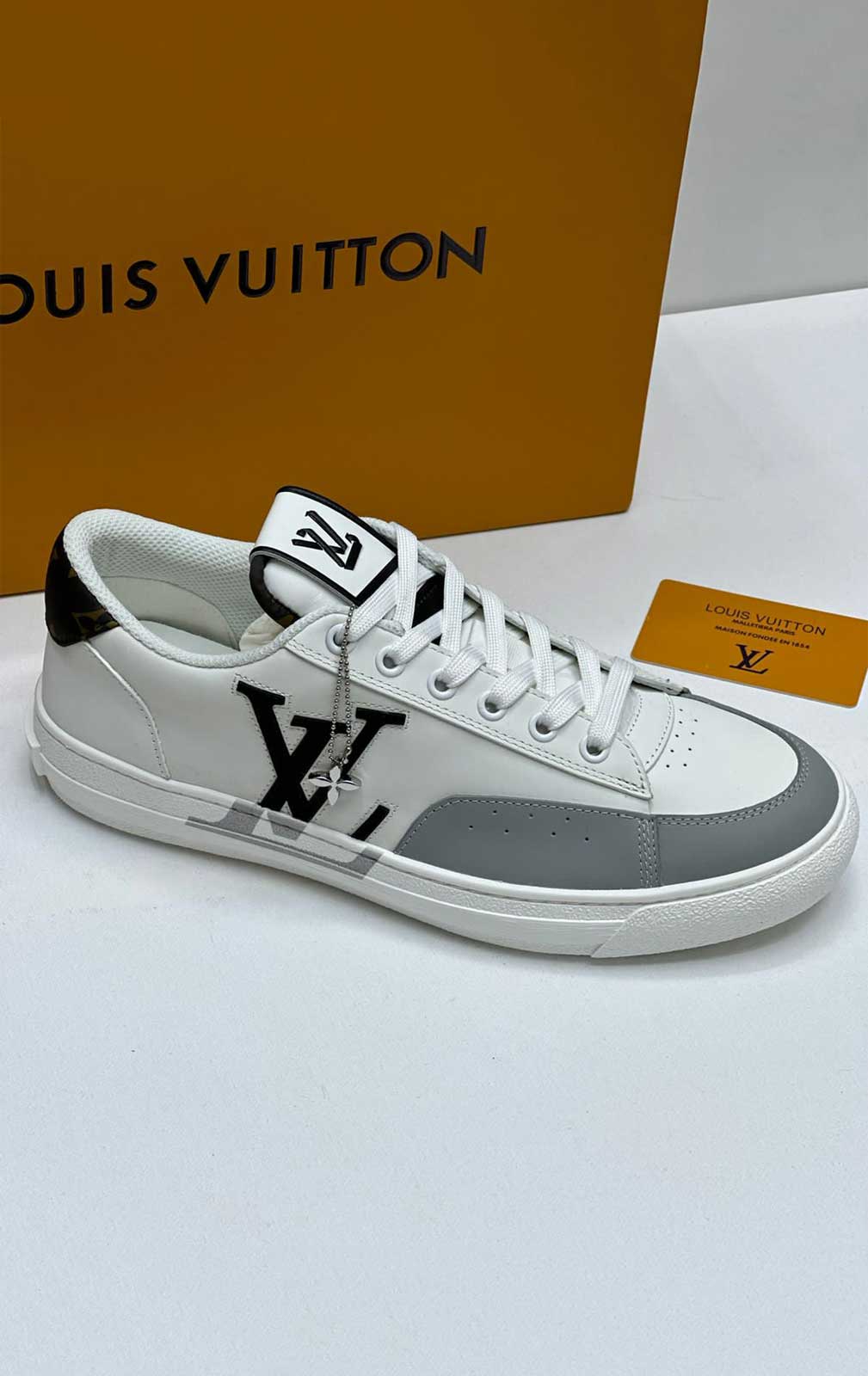 Louis-Vuitton-Charlie-Trainers-L-112