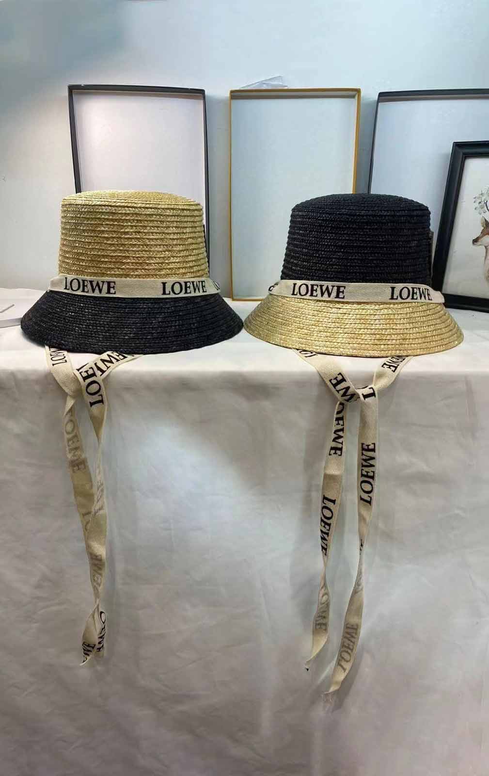 Look stylish and stay cool in the sun with this Women's Straw Boater Hat. Perfect for beach days, outdoor events and more.