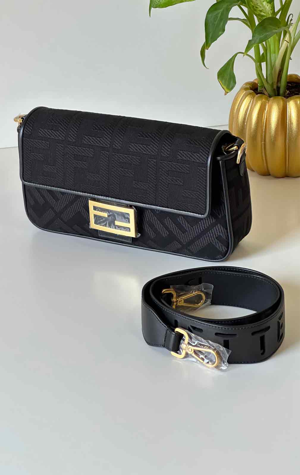 Fendi Baguette Leather Handbags-F-BR-54